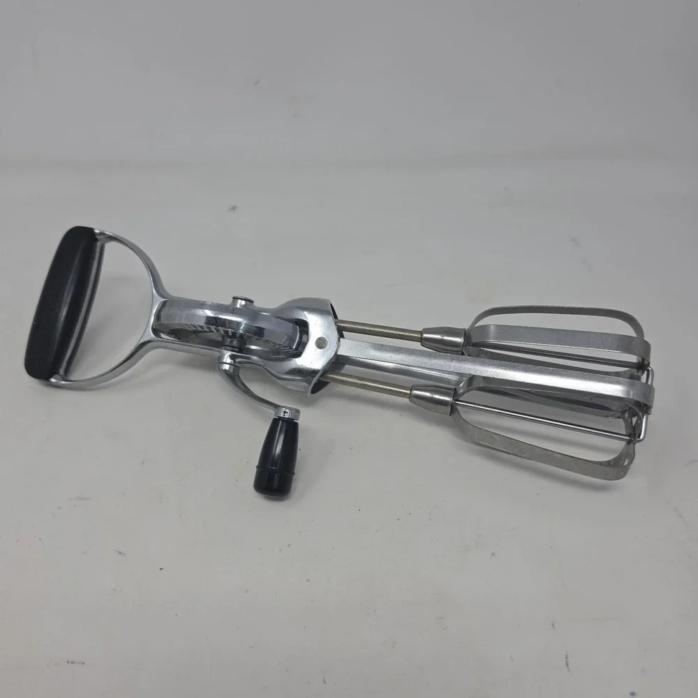 Vintage Ecko Best Hand Held Mixer Rotary Beater Black Handle Stainless Steel. L